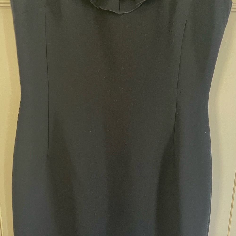 Davis Warren, Elegant Black Dress with ruffle collar Pettit size 8 NWOT - Picture 5 of 11